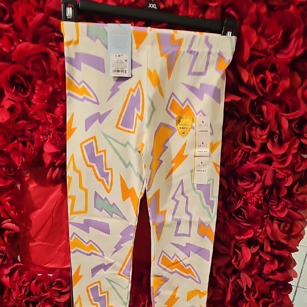 Cat & Jack NWT Colorful Kids Leggings Size Small 6/7